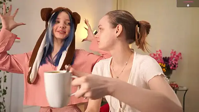 MalloryWasem — tongues close to camera