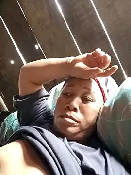 Mamapm20 from StripChat