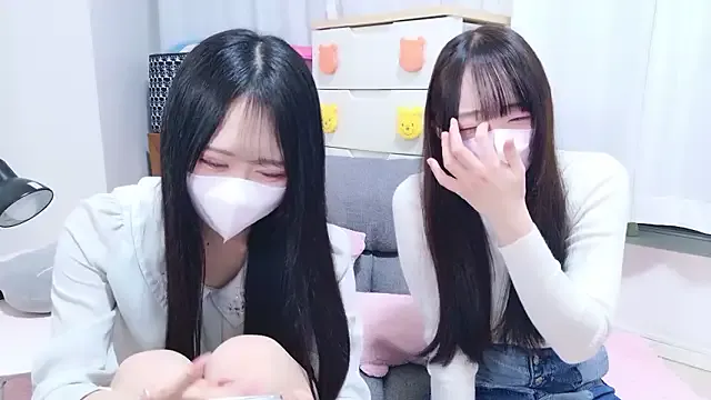 Group mao_maochan on StripChat