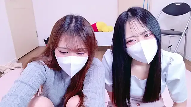 Group mao_maochan on StripChat