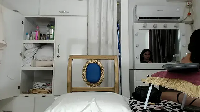 Freechat marcella6 on StripChat