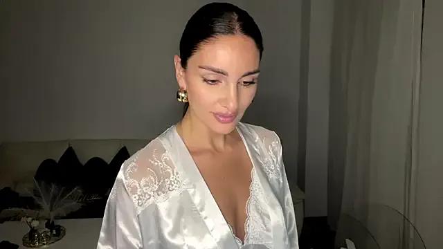 MargotDeVille from StripChat is Freechat
