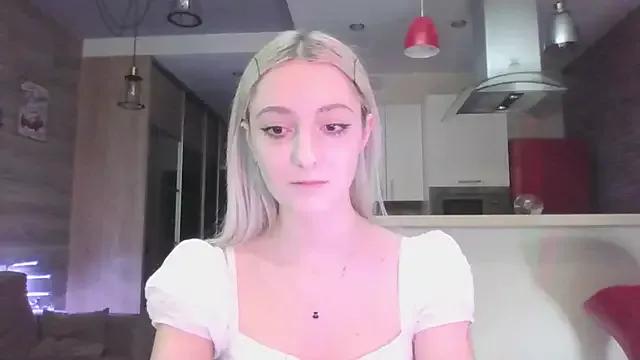 Marinax_Sea from StripChat is Freechat
