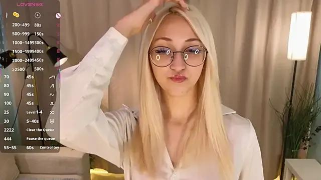 Marry_sharp from StripChat is Freechat