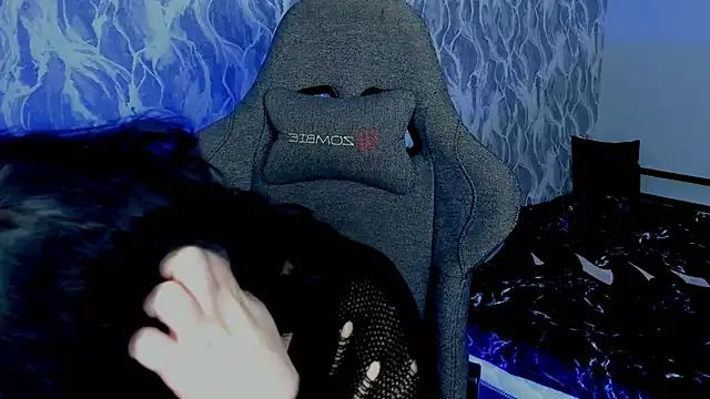 MaryHarrys from StripChat is Freechat