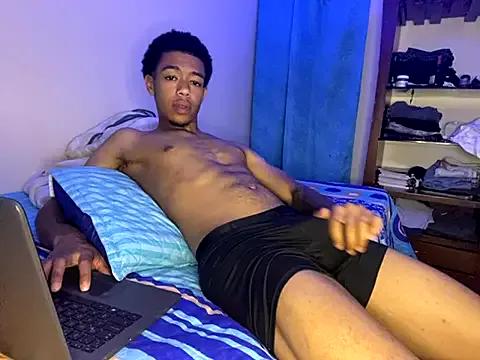 MaskBlackk from StripChat is Freechat