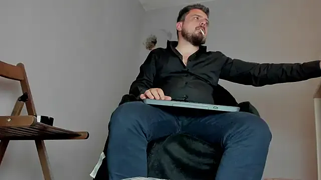 Freechat Master_Mark_Wayne on StripChat