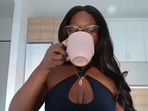 MasterIndigo from StripChat is Freechat