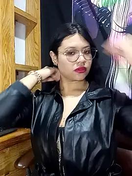 MaviEvil_ from StripChat is Freechat