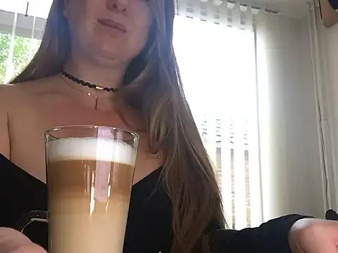 MazySunny from StripChat is Freechat