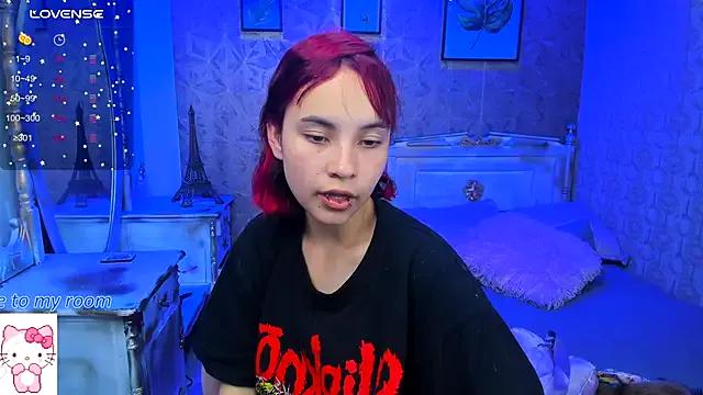 Megane_whitte from StripChat is Freechat