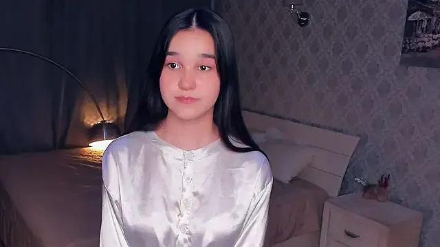 Freechat MeliaMelchiori on StripChat