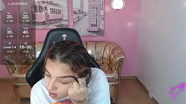 Freechat mia_foster_t on StripChat