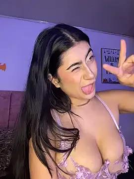 Miakhalifa_a from StripChat is Freechat