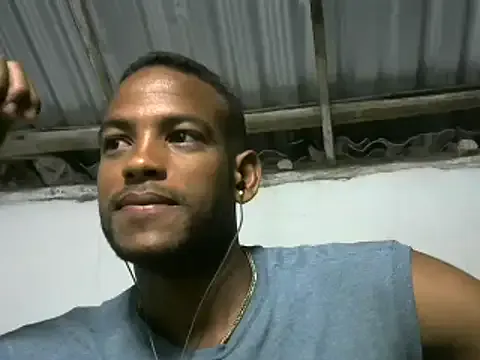 Freechat michel_sc on StripChat