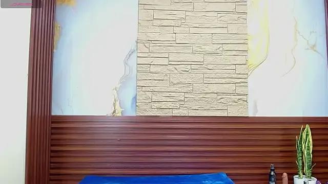 mikaela_iris from StripChat is Freechat