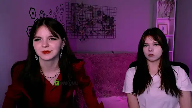 Freechat mikameovv on StripChat