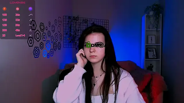 Freechat mikameovv on StripChat