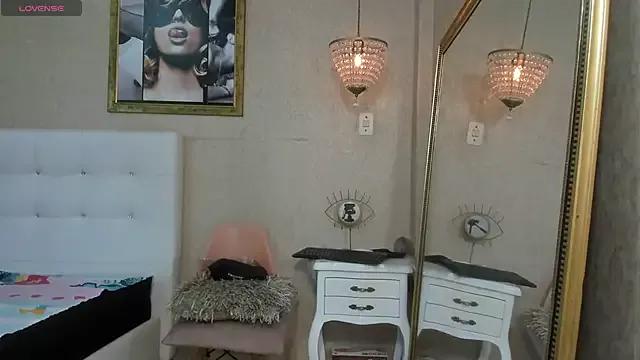 Miladiosa from StripChat is Freechat