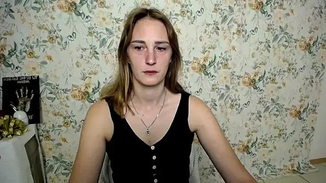 Milana_Cutie_ from StripChat is Freechat