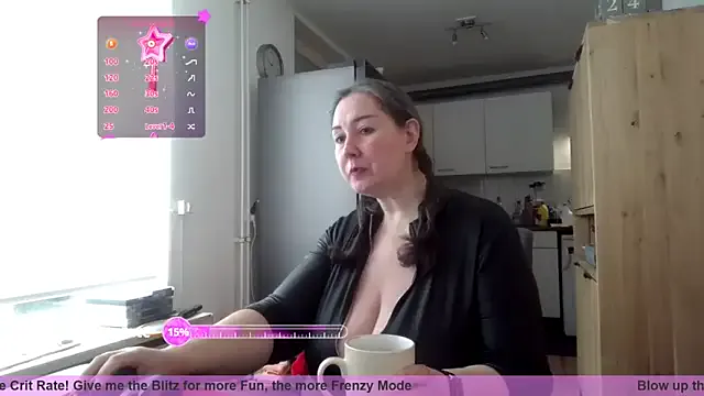 Freechat MilfGina on StripChat