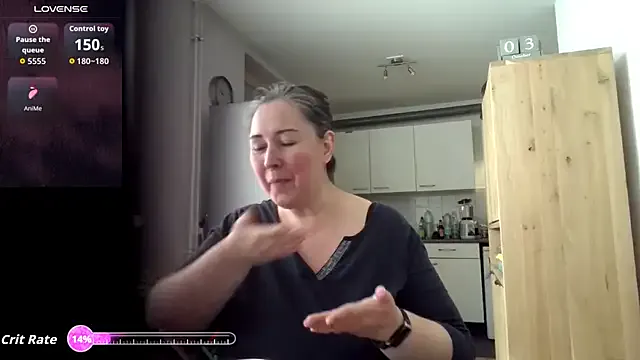 Freechat MilfGina on StripChat