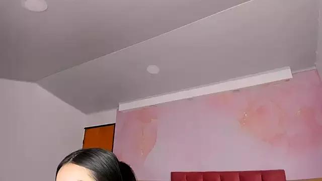 milk_candy18 from StripChat is Freechat
