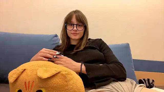 Mimi_Melo from StripChat is Freechat