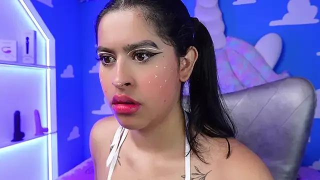 Miss___anya from StripChat