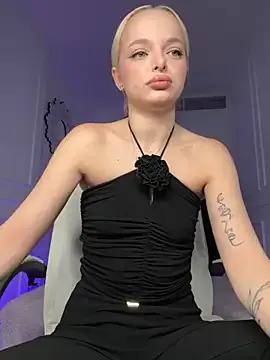 miss_blondiee from StripChat is Freechat