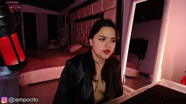 MissPuchi from StripChat