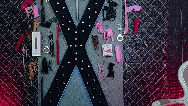 Freechat Mistress_Black_Rose_bdsm on StripChat