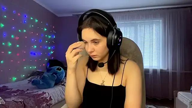 MollyPartey from StripChat is Freechat