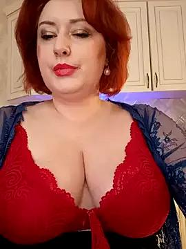 mom4you from StripChat