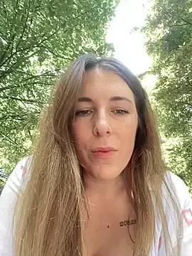 MommmyYummy from StripChat