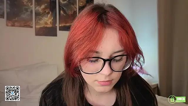 MonaHarcum from StripChat is Freechat