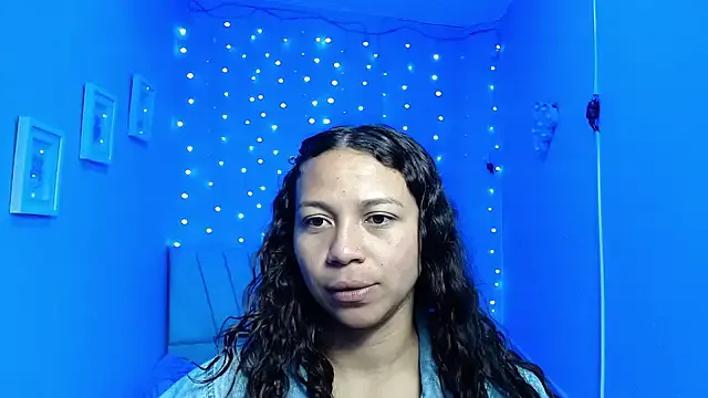 Freechat monika_256 on StripChat