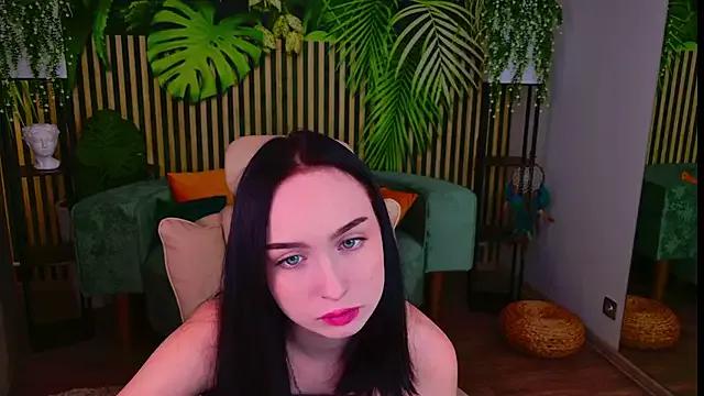MonikaCarter from StripChat is Freechat
