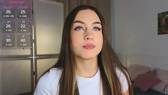 Moonlight1Sonata1 from StripChat is Freechat