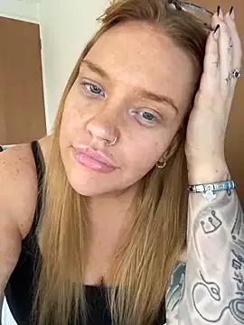 MysteriousMylaX from StripChat is Freechat