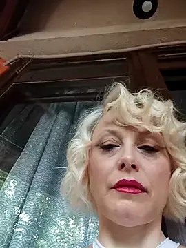 Freechat MySweetcum69 on StripChat