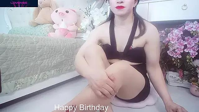 Nana-Asian from StripChat