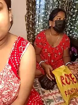Nasty-bhabhi from StripChat is Freechat