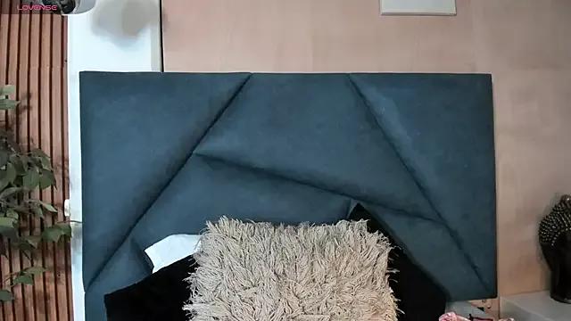 natasha_bennet from StripChat is Freechat