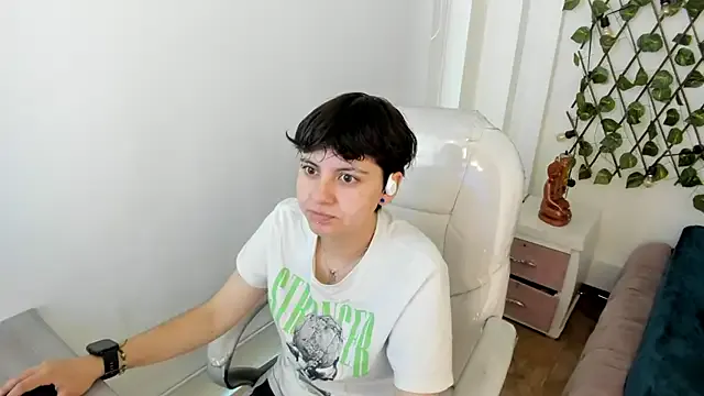 Freechat Nathaly_ds on StripChat