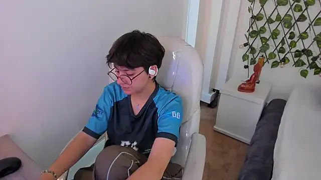 Freechat Nathaly_ds on StripChat