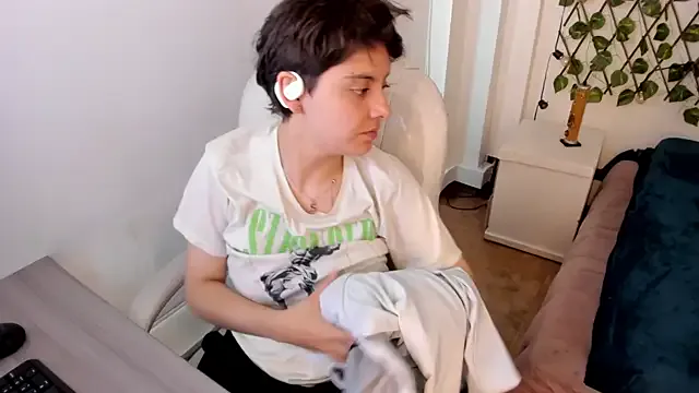 Freechat Nathaly_ds on StripChat