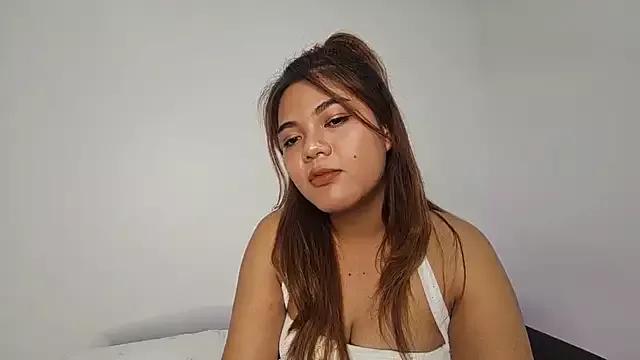 naughtyphai from StripChat is Freechat