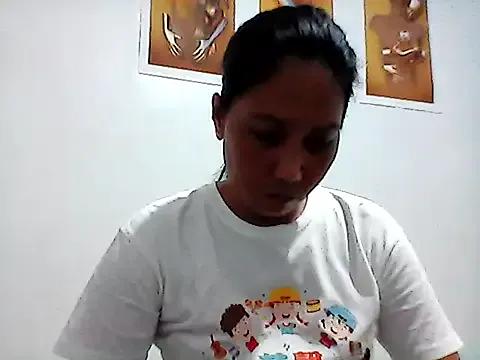 nhayasquirt from StripChat is Freechat
