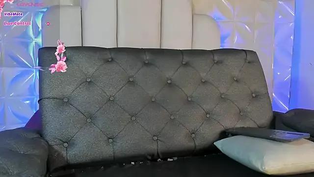 nicole_cooper__ from StripChat is Freechat